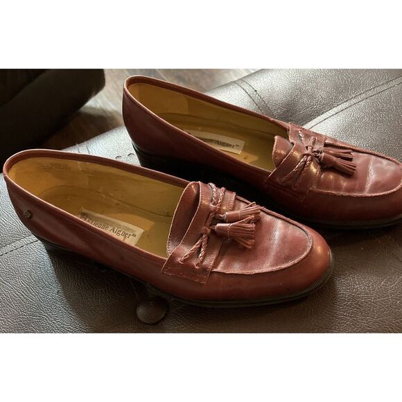 Etienne Aigner Reddish  Brown Leather Loafers In‎ Size 7 1/2  Medium  Womens - Picture 2 of 4
